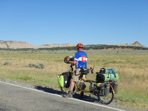 GDMBR: The Stoker snuck a picture of the waiting Captain.